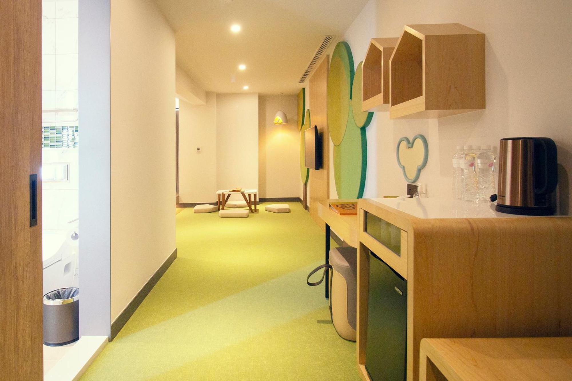 Check Inn Magi Kids Hotel Luodong Habitación foto